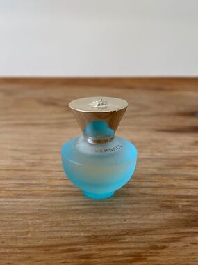 NWOB Versace Dylan Turquoise for Women Mini Perfume Fragrance 0.17 oz 5 ml EDT
